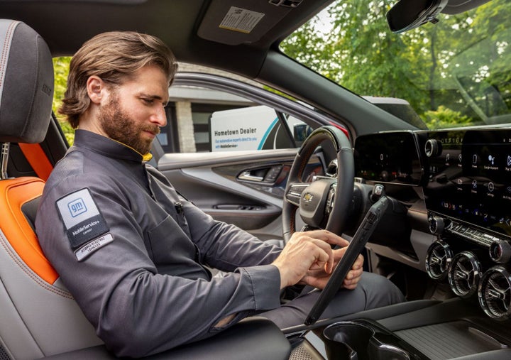 Lou Bachrodt Chevrolet Pompano Beach Mobile Service Technician