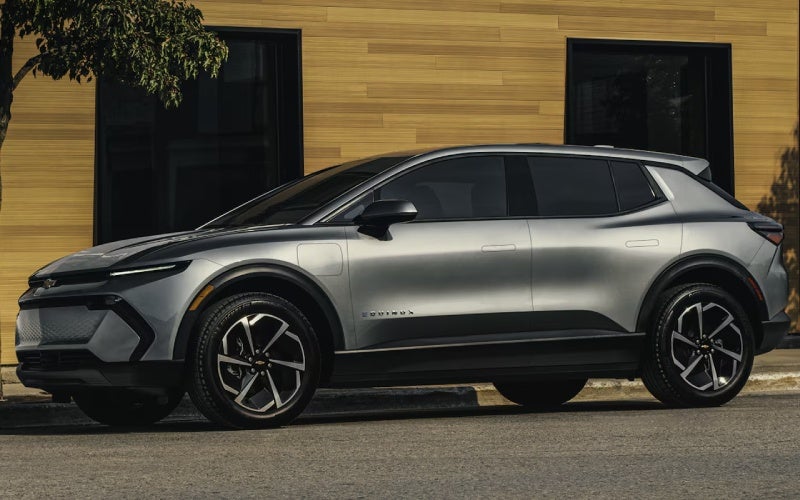 2026chevroletequinoxev-exterior-01