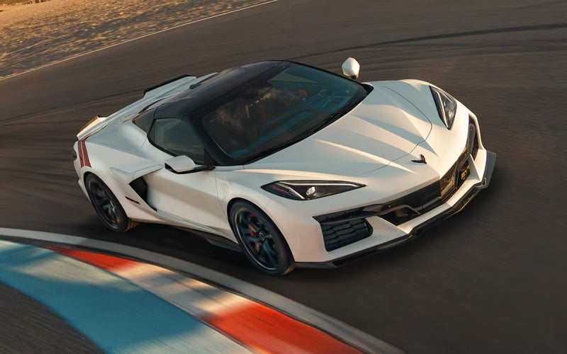 2027chevroletcorvettegrandsport-exterior-03